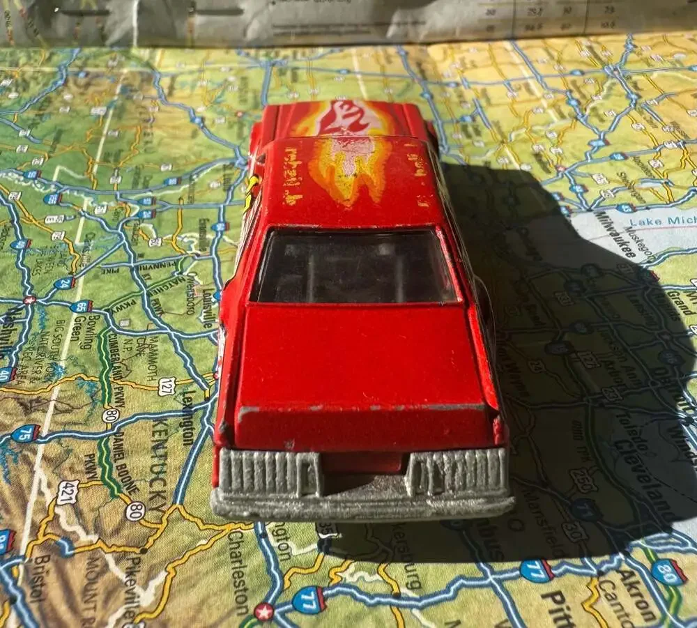 VINTAGE 1981 Hot Wheels Frontrunnin' Fairmont Stock Car #27 Diecast
